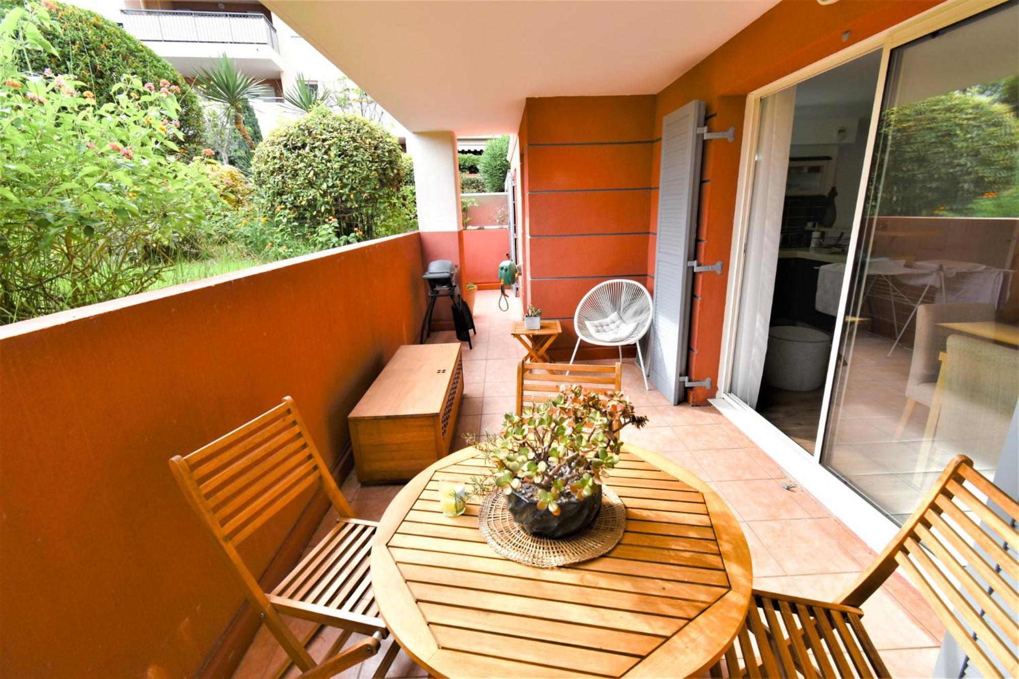 Le Cap Soleil -Standing - Piscine Collective Et Parking Prive Apartment Рокбрюн-Кап-Мартин Екстериор снимка