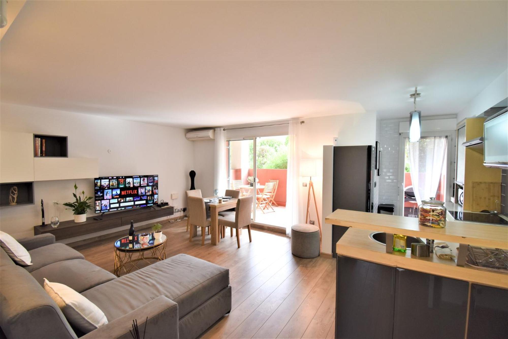 Le Cap Soleil -Standing - Piscine Collective Et Parking Prive Apartment Рокбрюн-Кап-Мартин Екстериор снимка